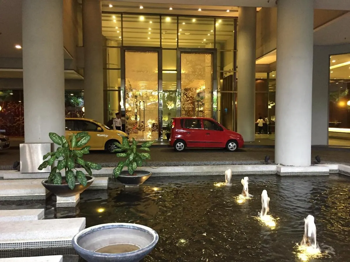 Deluxe Swiss Garden Residences Bukit Bintang City Center Kuala Lumpur Apartment